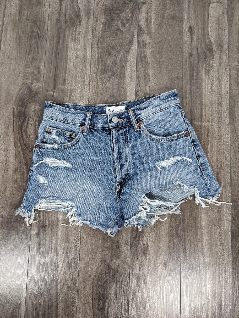 Zara Women's Denim Cutoff's Size 2 100% cotton Button Fly